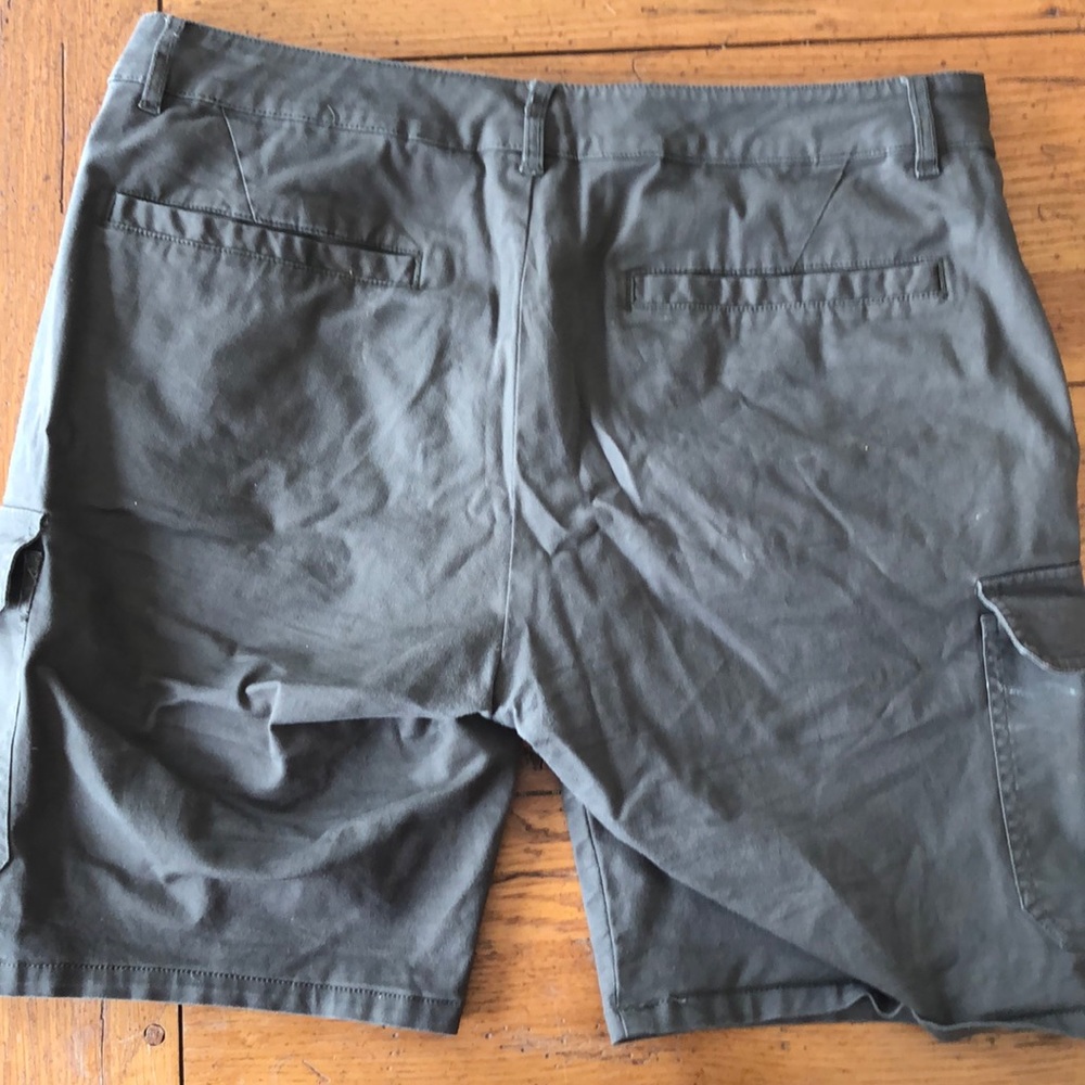 ASOS Men’s shorts - Picture 4 of 5